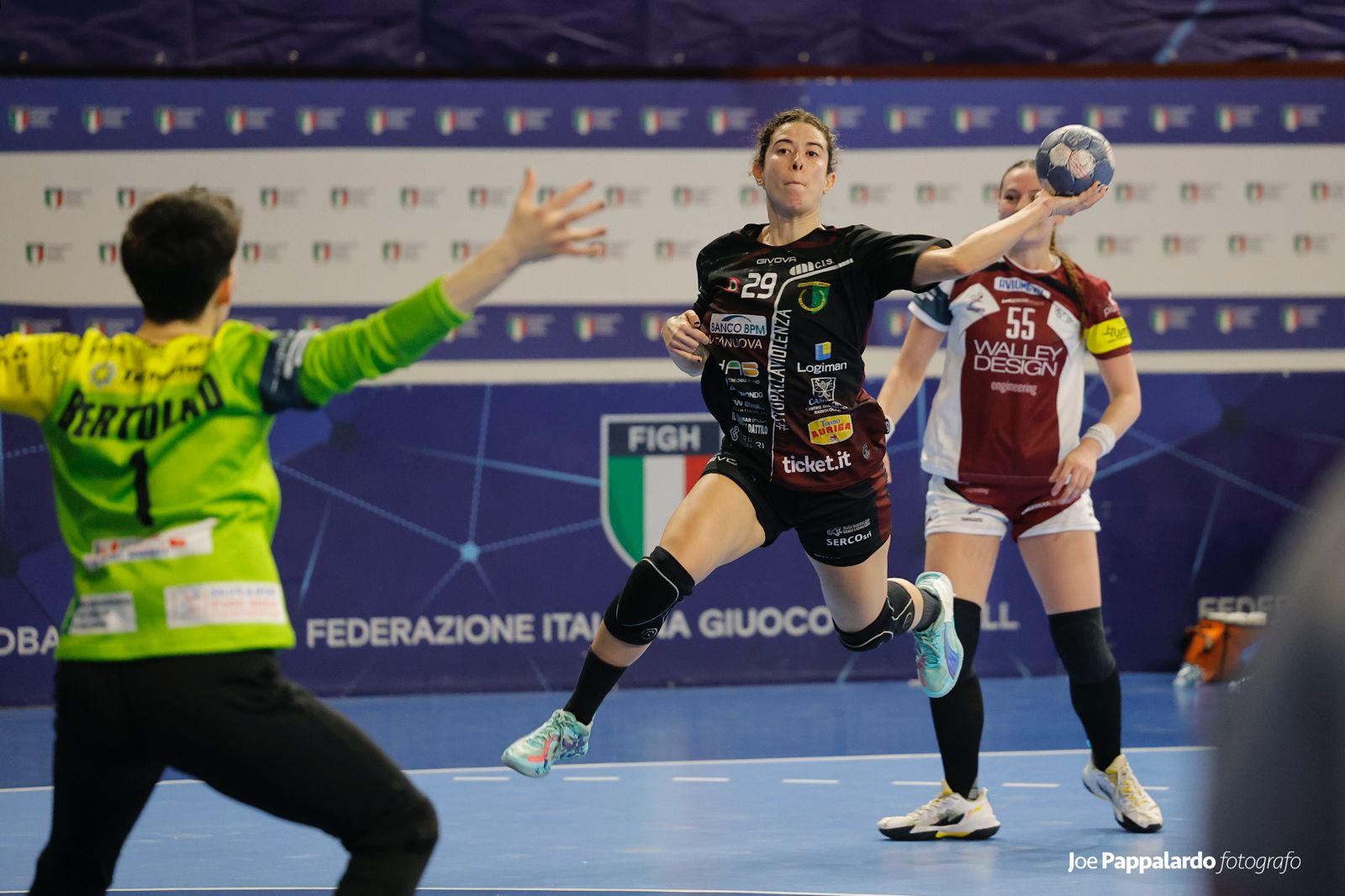 La Life Style Handball Erice vince su Cassano, è finale di Coppa contro Salerno