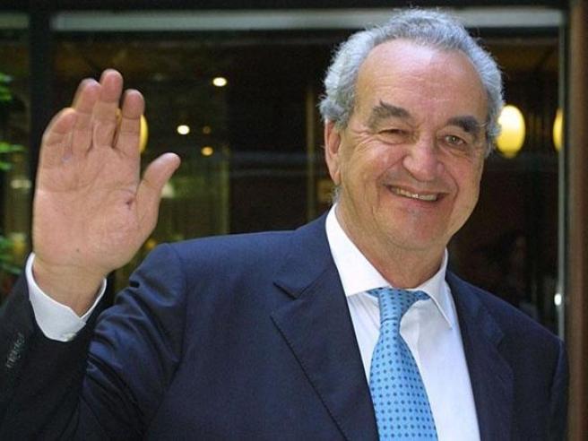 Il mondo del giornalismo sportivo e il calcio piangono Bruno Pizzul, aveva 86 anni. VIDEO