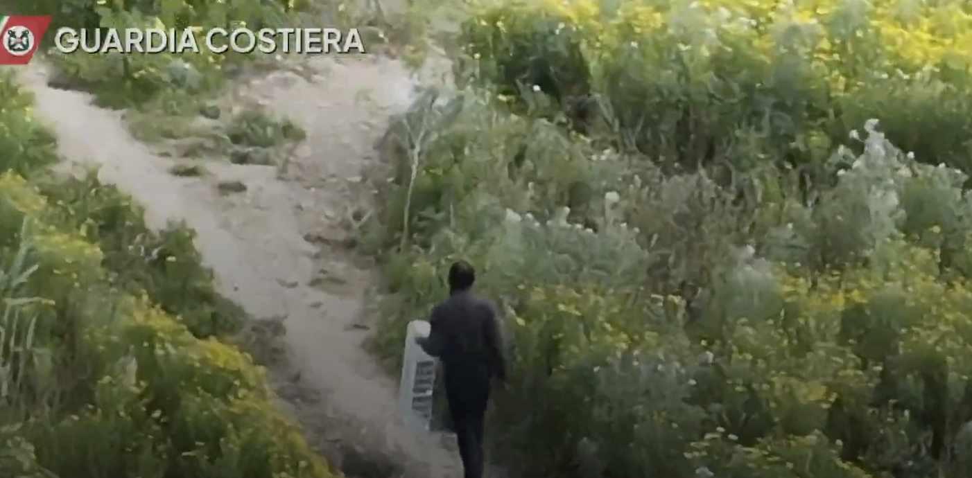 Incendia rifiuti nella Riserva di Trapani e Paceco, arrestato 50enne. VIDEO