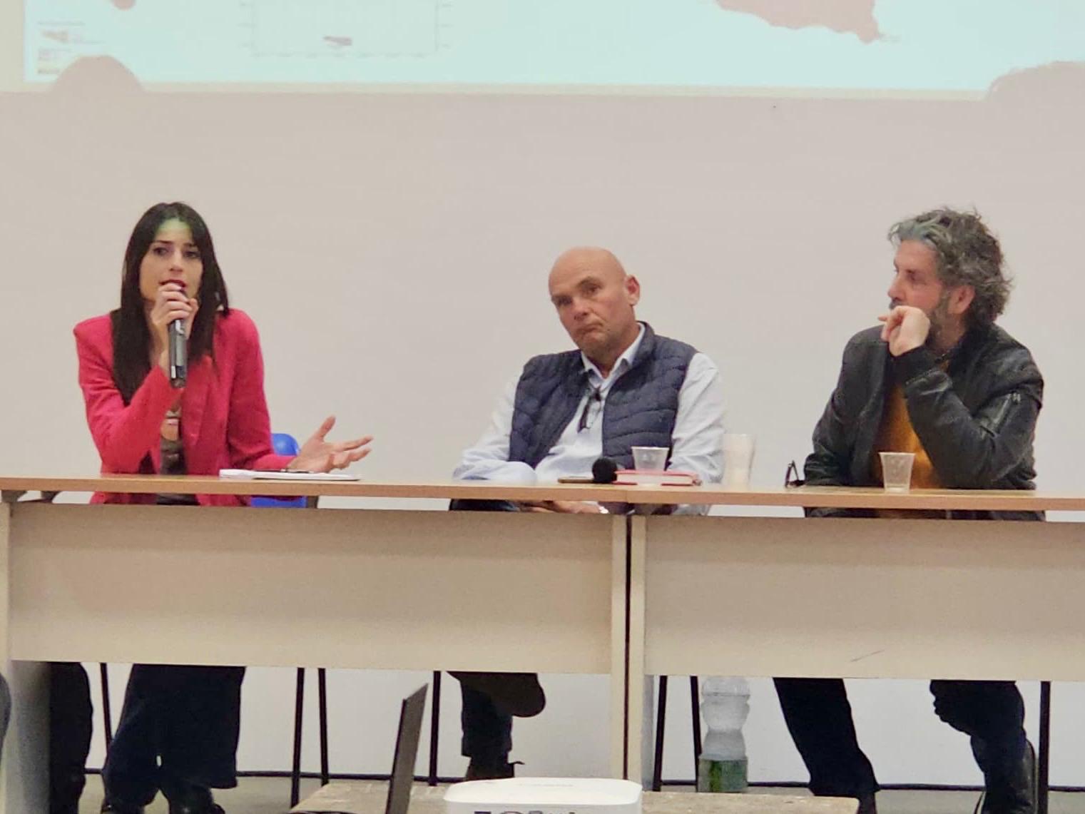 Petrosino, si incontrano gli operatori del settore vitivinicolo per protestare contro la Regione