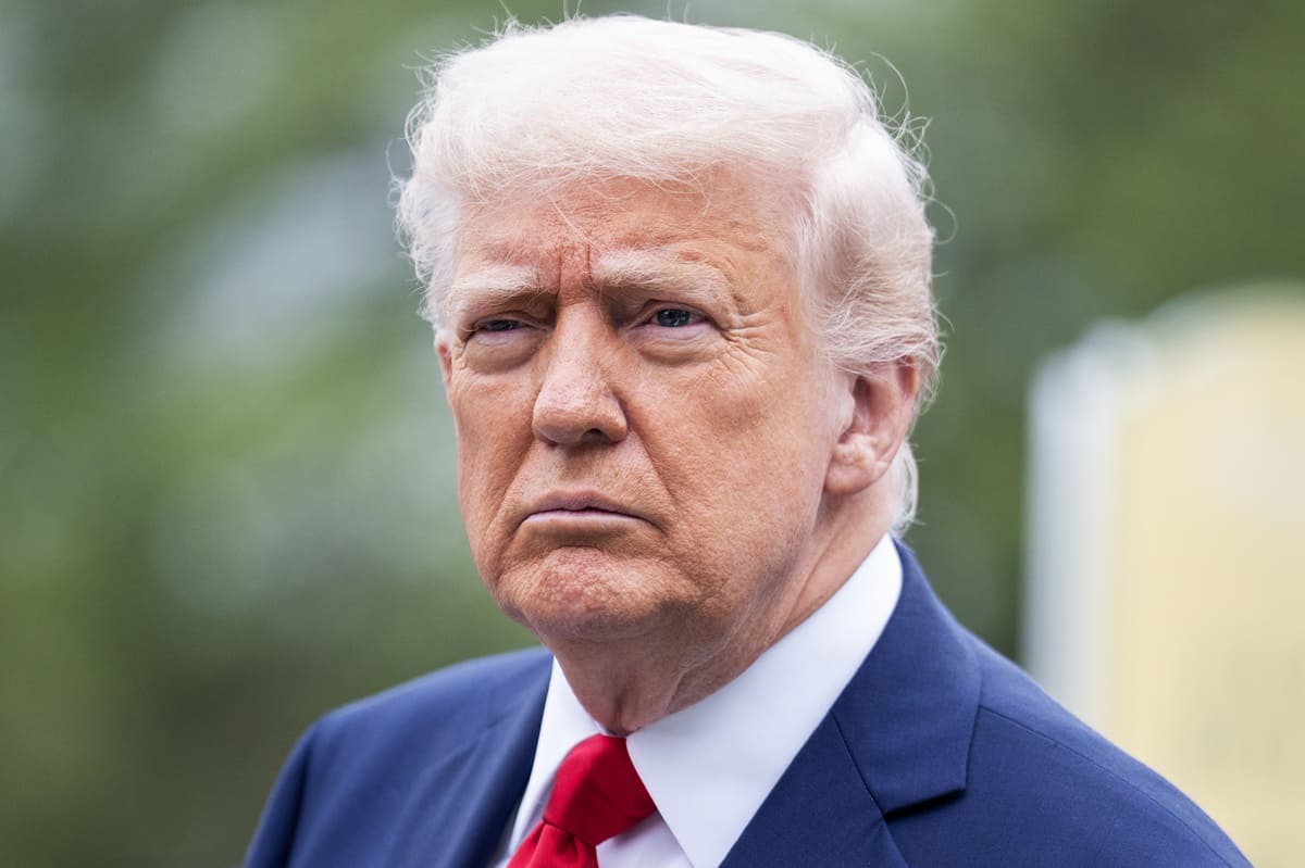 Trump: “Papa Leone un debole, non si comporti da leader politico”