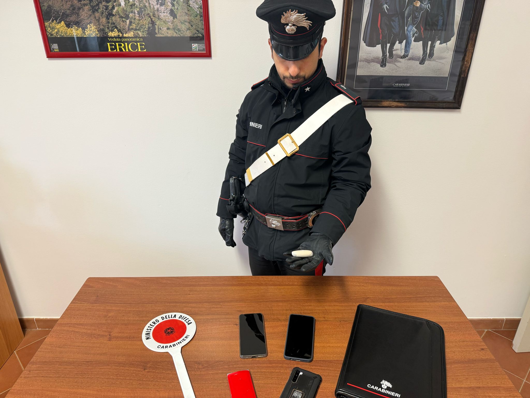 Detenzione di droga, arrestati due trapanesi