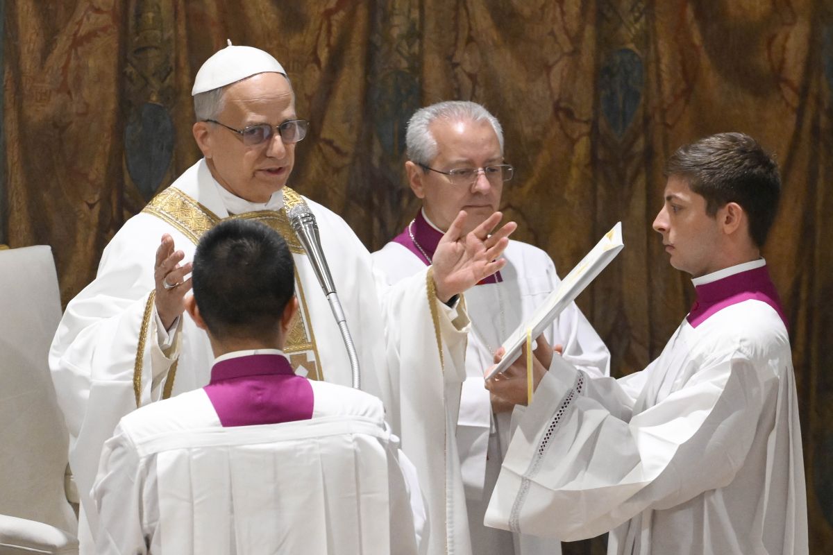 Papa Leone XIV conferma provvisoriamente tutti gli incarichi della Curia