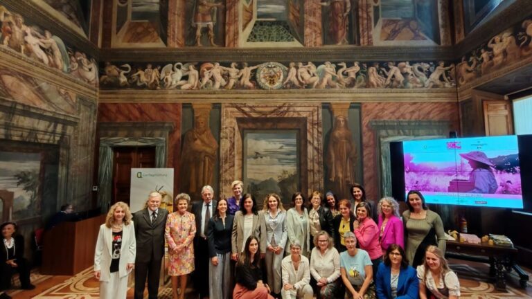 L’apicoltrice busetana Francesca Maria Sottile premiata a Roma per APInRosa