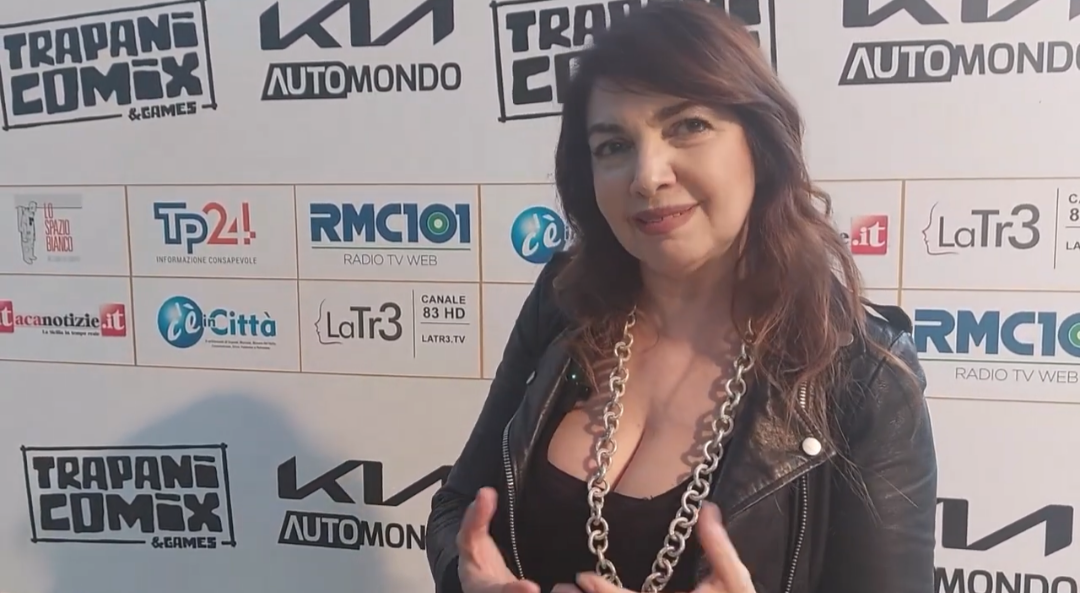 Cristina D’Avena conquista il Trapani Comix 2025: tra sigle cult, mostre e cultura pop _ VIDEOINTERVISTA