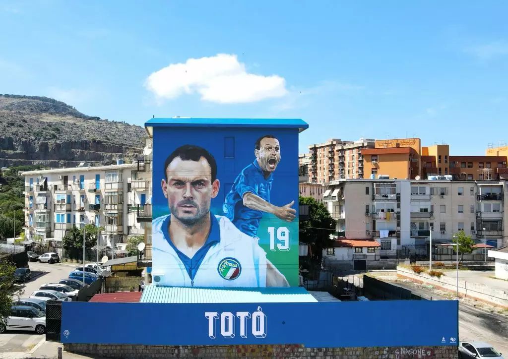Al Cep di Palermo il murale di Scalisi Palminteri dedicato a Schillaci