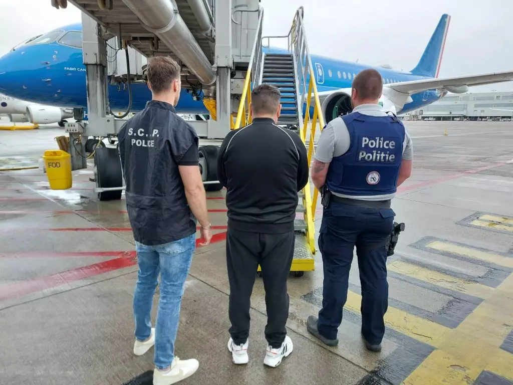 Arrestato in Belgio latitante albanese ricercato da Dda di Bari