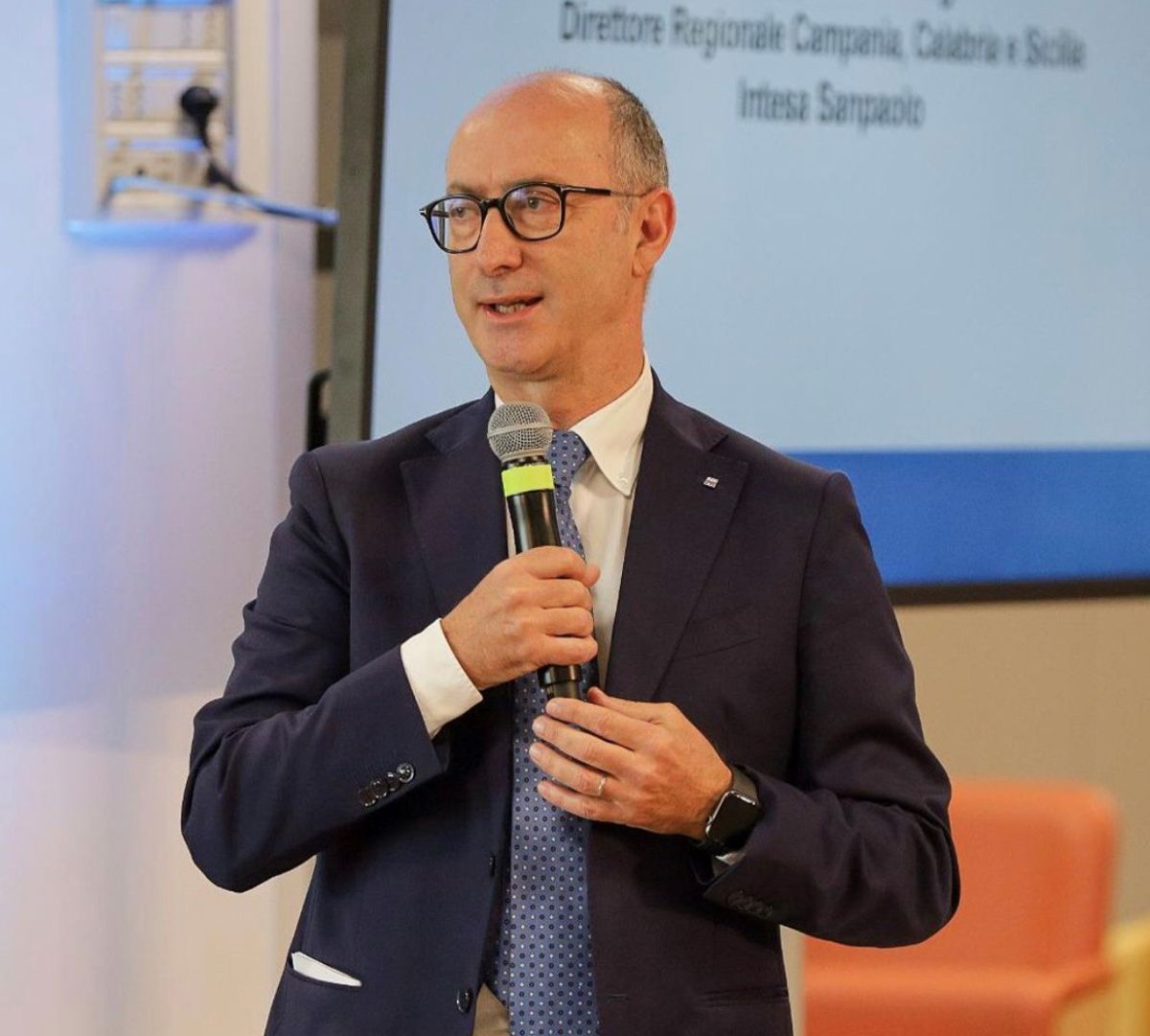 Intesa Sanpaolo “La filiale di Salina non chiuderà”