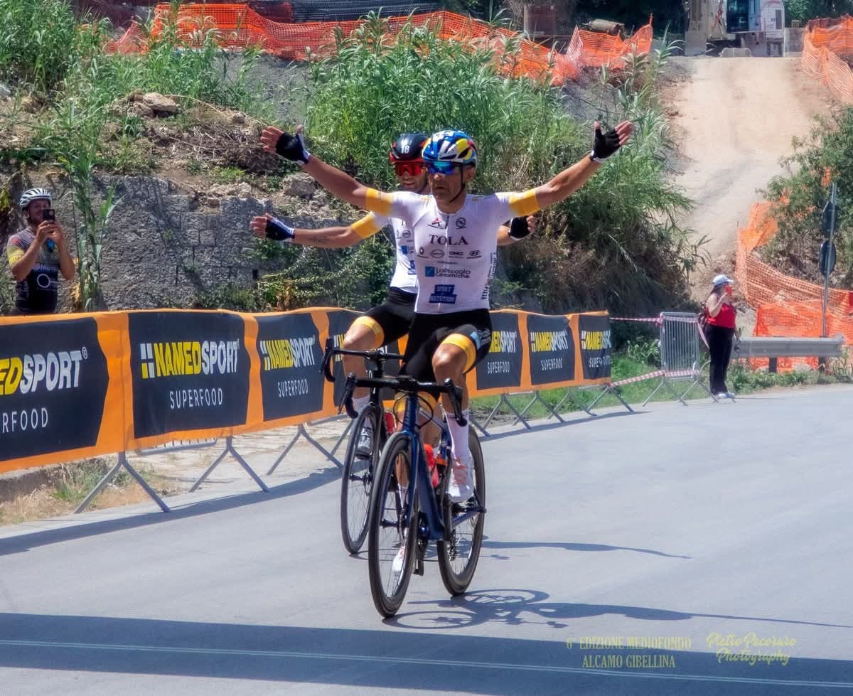Ciclismo: il marsalese Ampola cala il tris alla mediofondo Alcamo-Gibellina