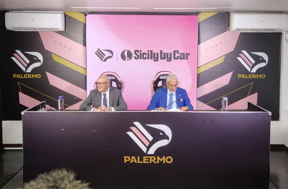 Sicily by Car nuovo main partner del Palermo, il logo sulla maglia rosanero