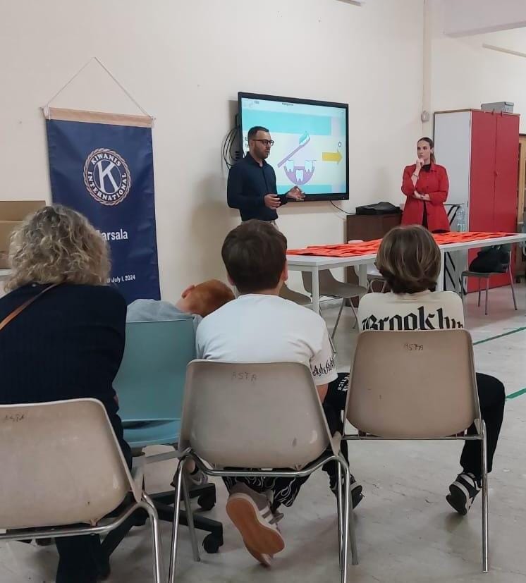 Il Kiwanis Marsala promuove la cura odontoiatrica a scuola