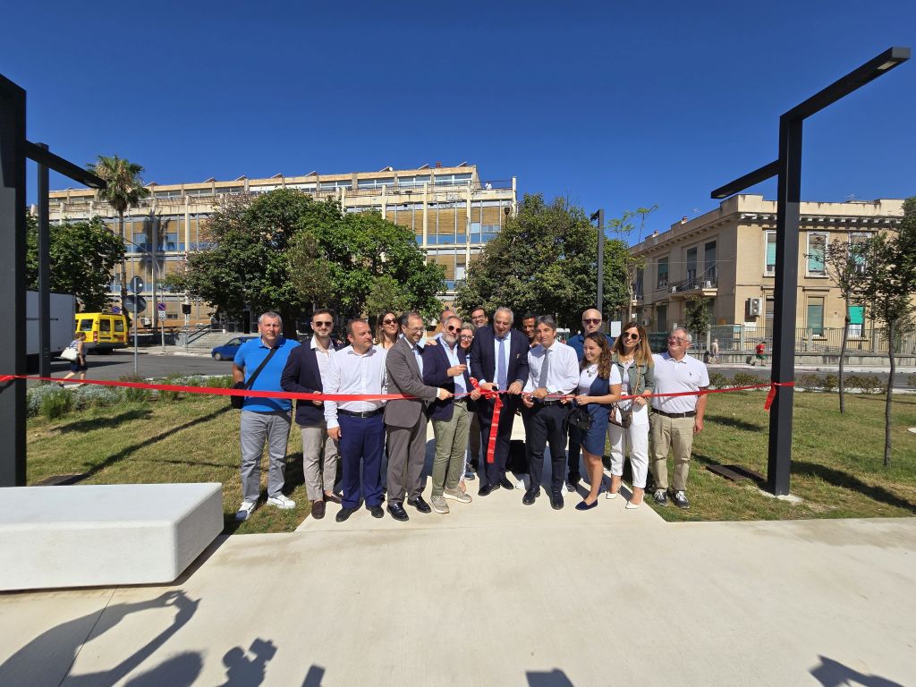 A Palermo una pista ciclabile, nuova illuminazione e più verde in piazza Durante