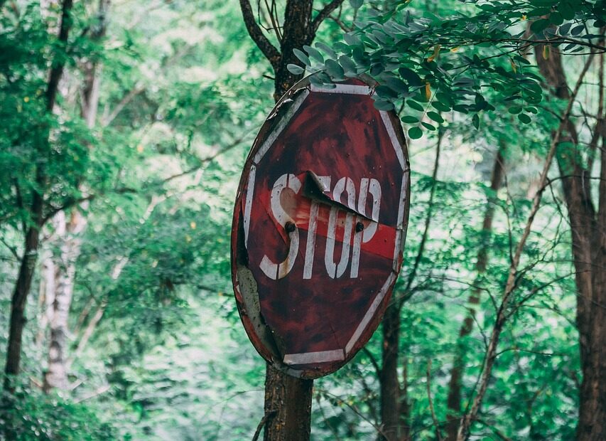 Il nostro mondo sta andando in pezzi