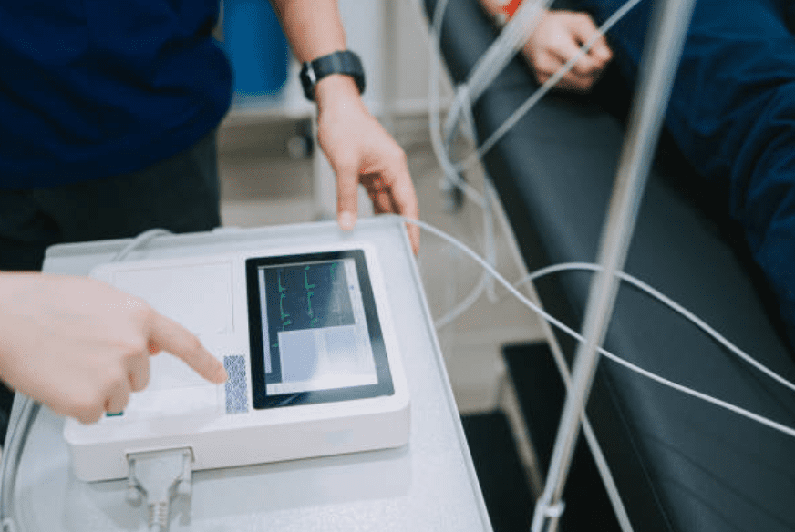 Il Rotary di Marsala dona all’ex Inam due elettrocardiografi portatili