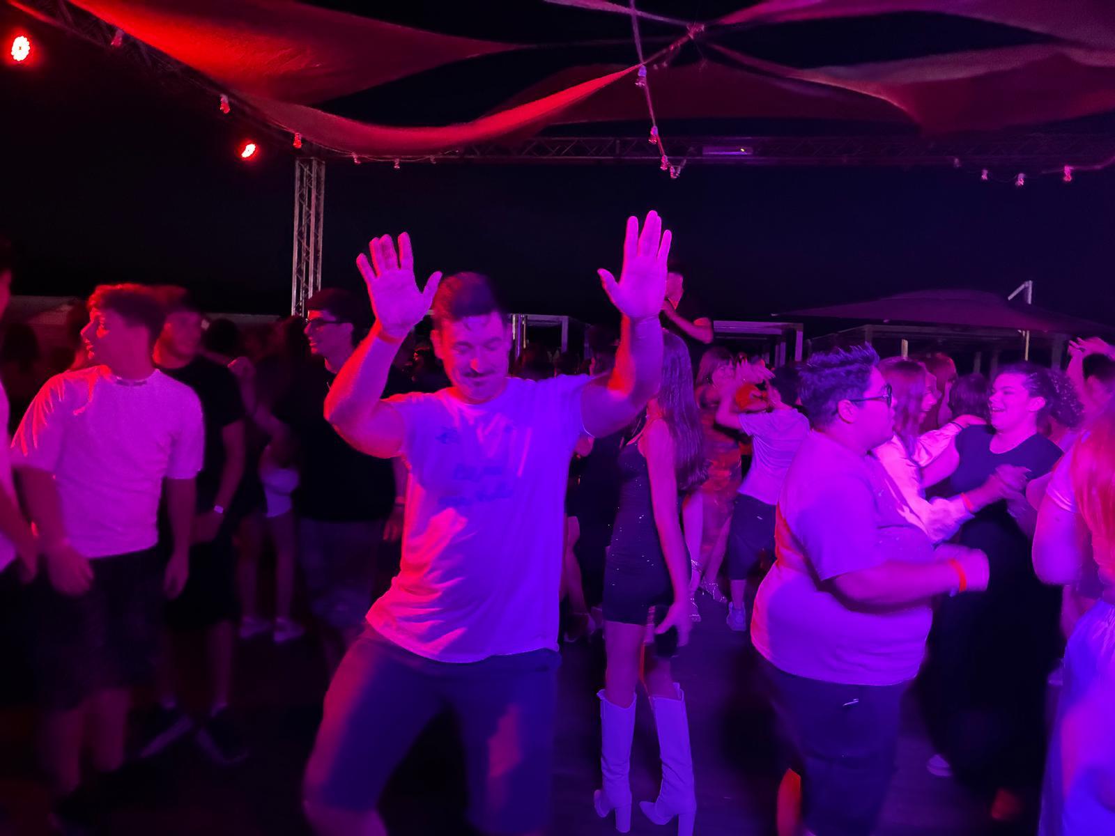 “Ballo ma non mi sballo”, studenti del Rosina Salvo di Trapani impegnati nel volontariato