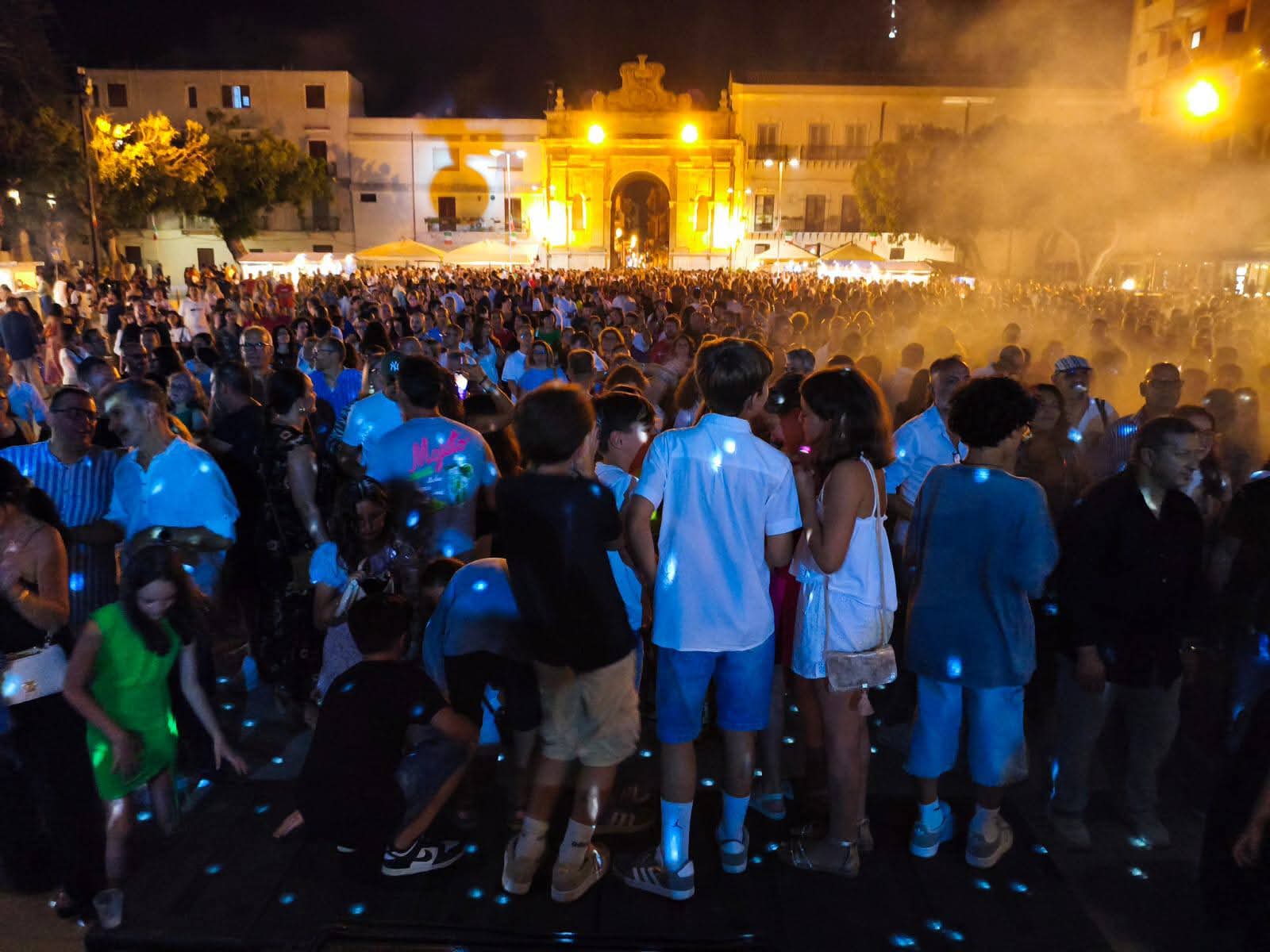 Street Food, spettacoli e fuochi: Marsala brilla dopo anni di penombra