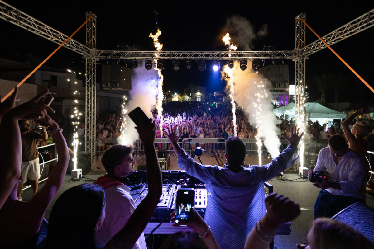 Festa dei Mari, l’estate è iniziata in grande nella baia di Cornino