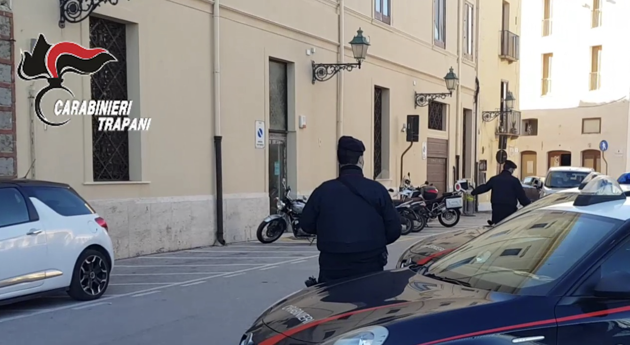 Droga e proiettili, guida in stato di ebbrezza: tre denunce nel trapanese