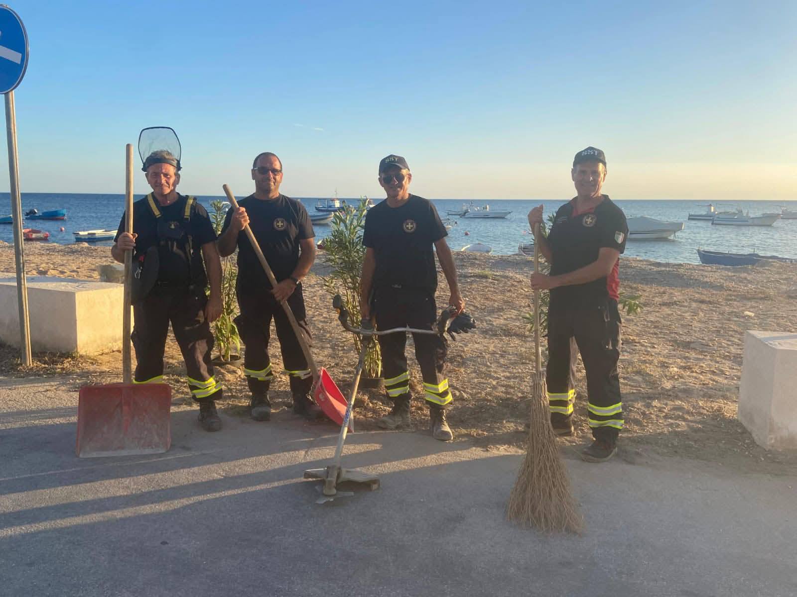 La Protezione Civile SST Petrosino ripulisce a titolo volontario il Biscione