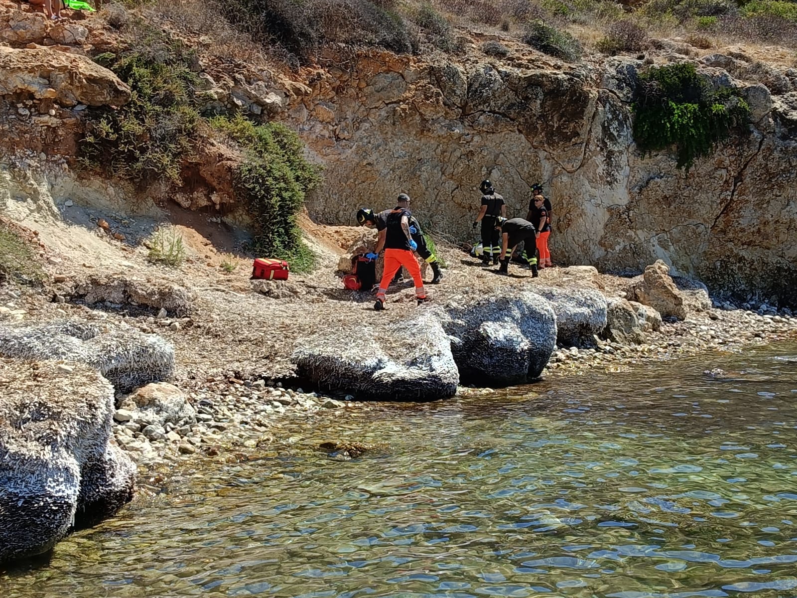 Favignana, soccorsi due turisti a Cala del Preveto e a Cala Bue Marino