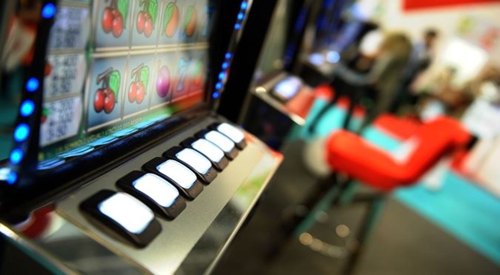 A Castelvetrano 30mila euro di multa a un circolo privato con slot machine