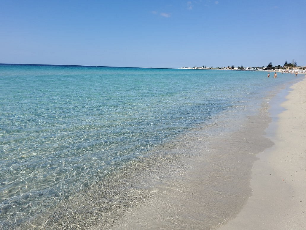 “Ho visto un cadavere galleggiare a Tonnarella”, ricerche attive ma dubbi che sia vero