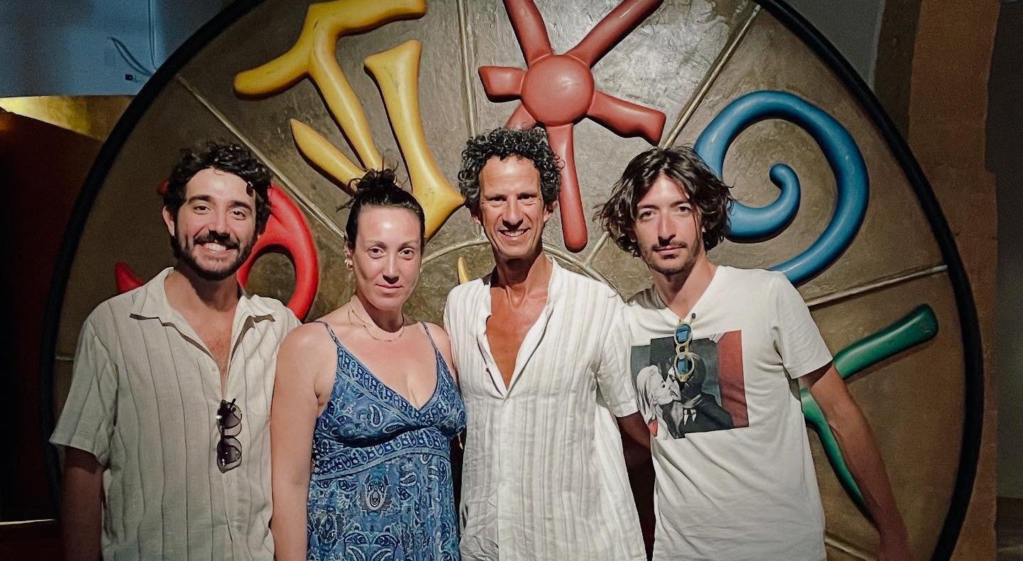 Levanzo accoglie il Gran Circo Taddei, un viaggio tra ironia e umanità firmato Camilleri