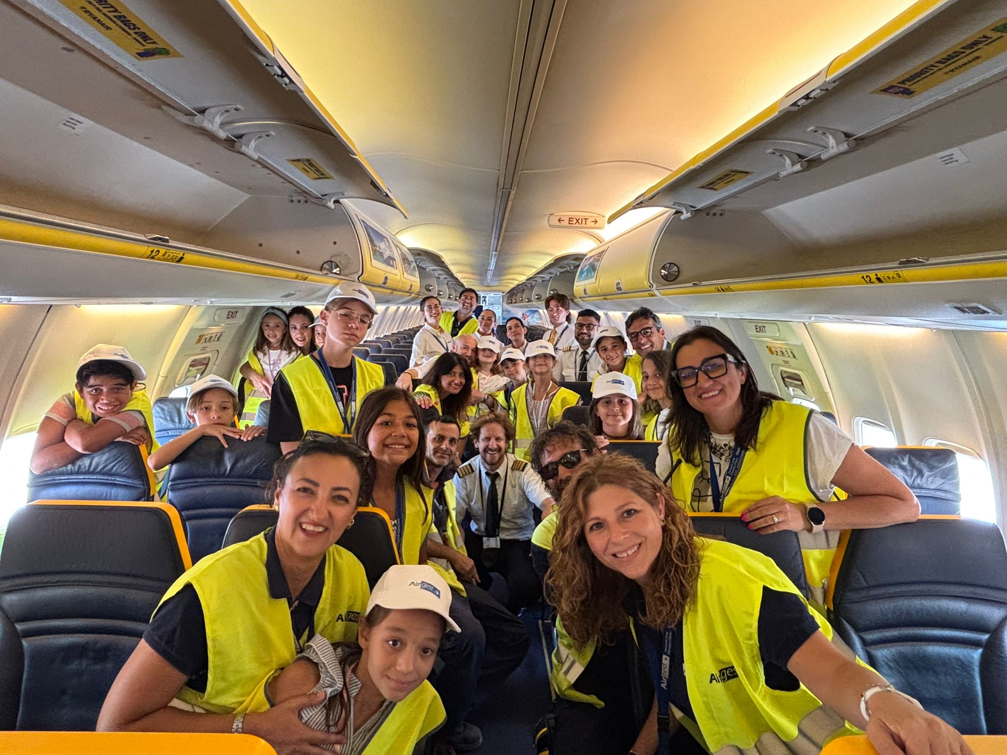 Piccoli passeggeri crescono…un gruppo di bambini alla scoperta dell’aeroporto di Birgi VIDEO