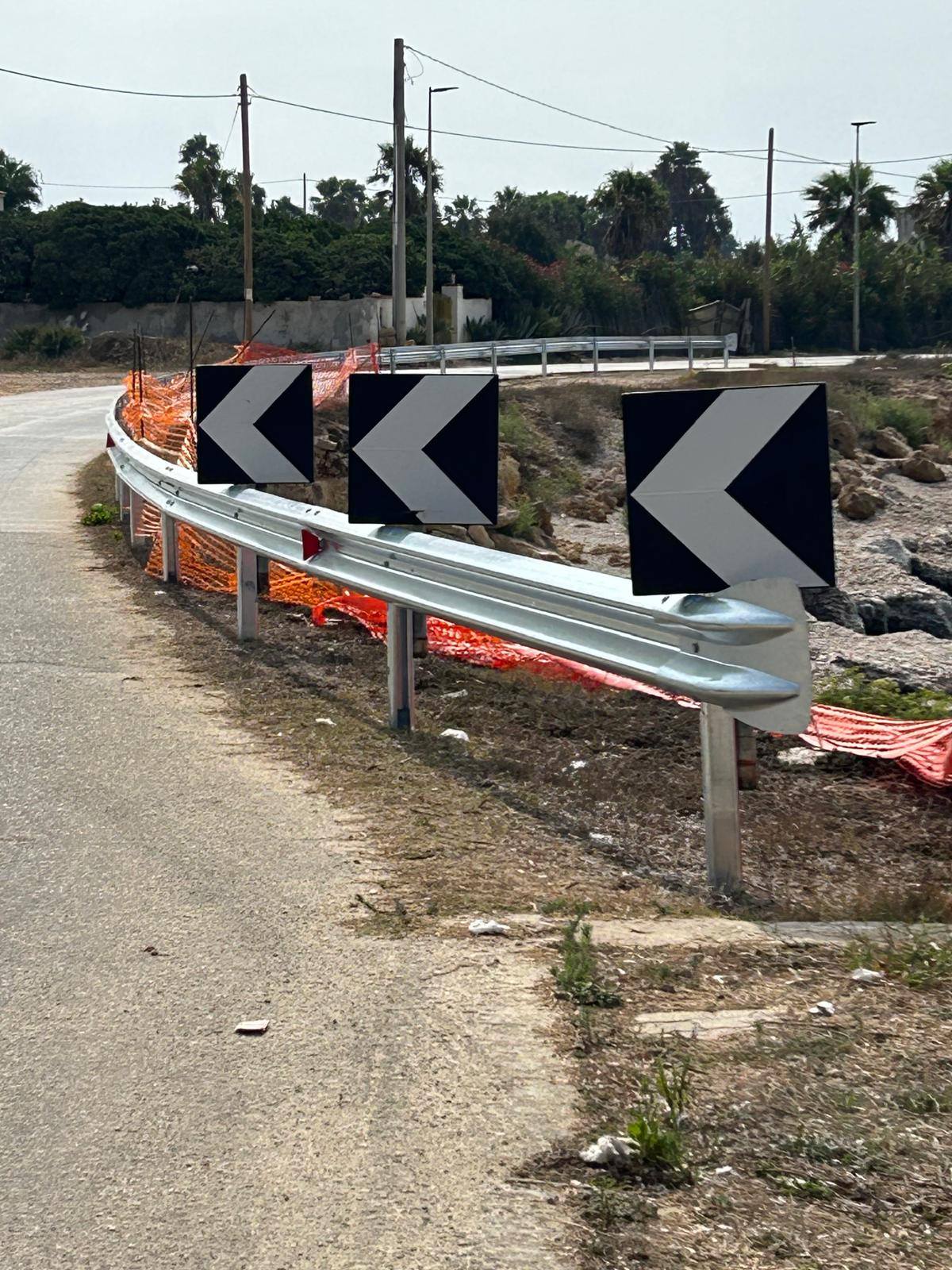 Petrosino, riparati i guard rail sul Lungomare di Biscione