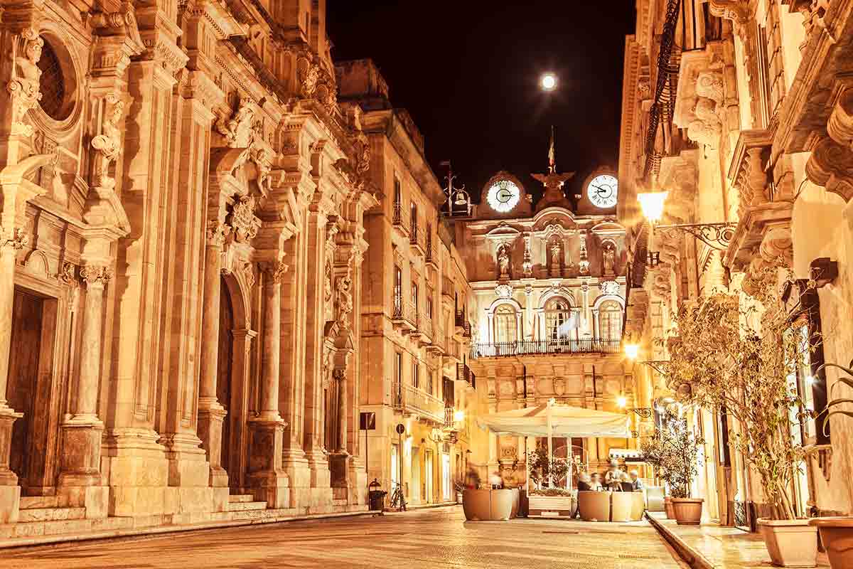 L’anno di tensioni sportive e politiche di Trapani, città in balia del traffico di droga