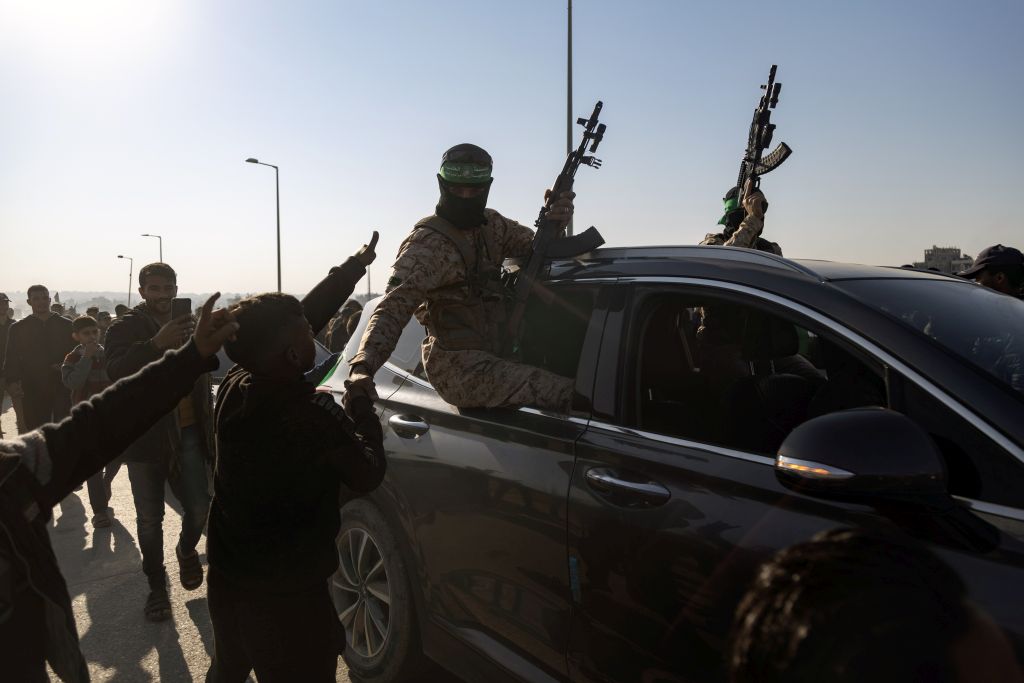 Hamas “Pronti a un accordo globale e al rilascio degli ostaggi”