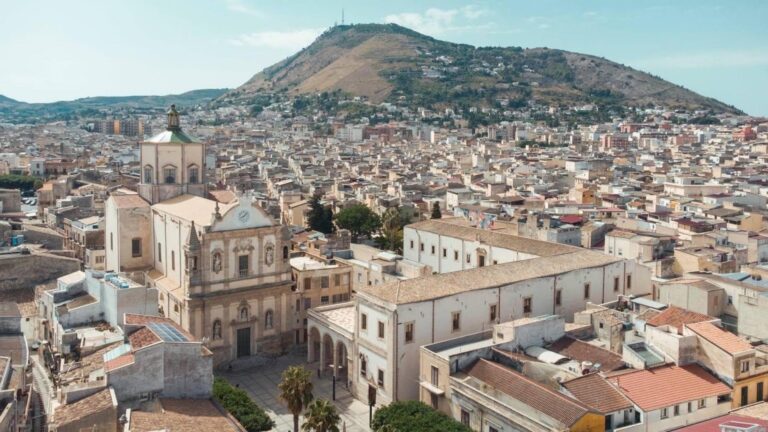 Alcamo, rissa violenta con pugni e bastonate, intervengono i carabinieri. La ricostruzione dei fatti