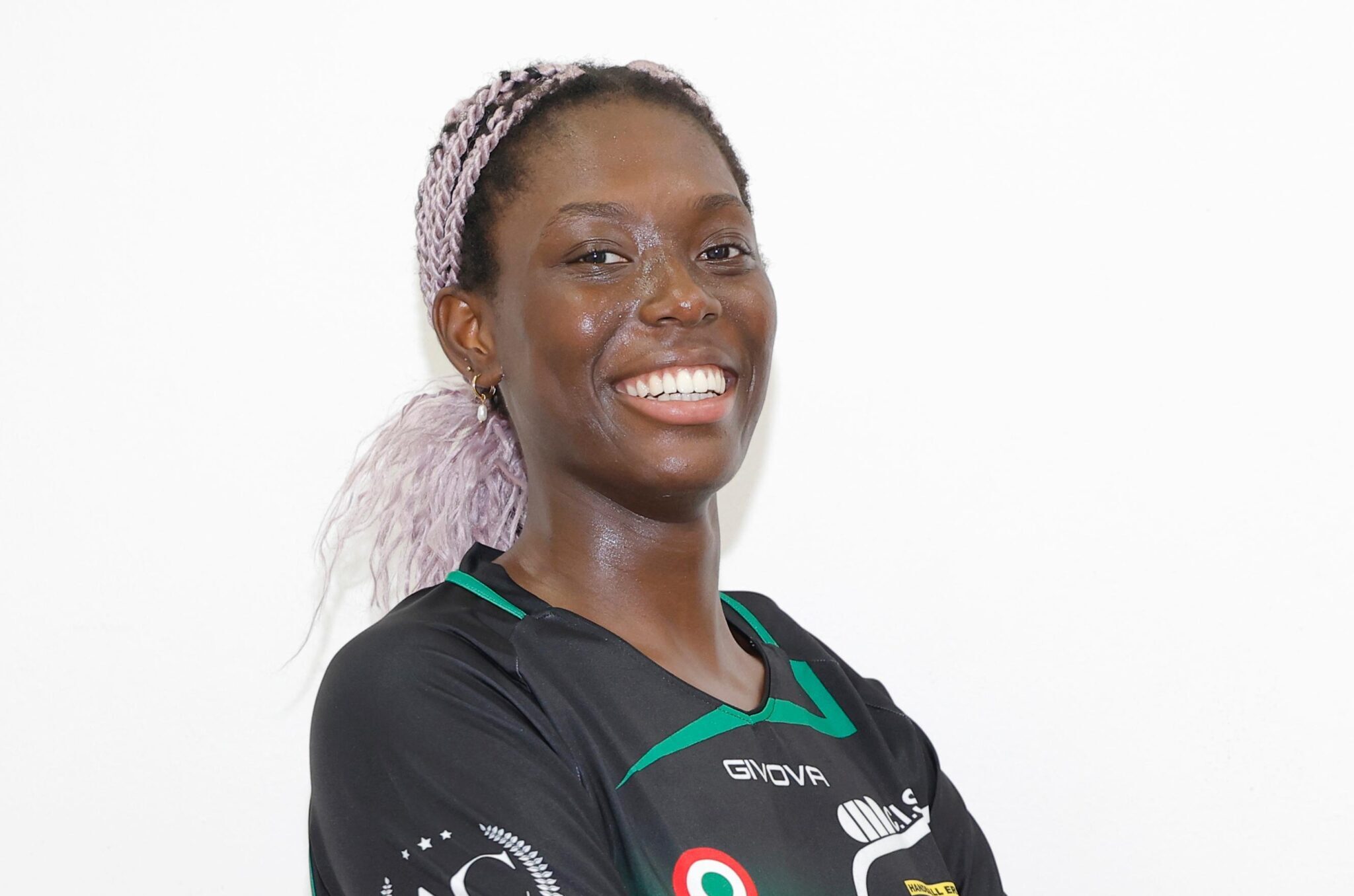 Nuovo acquisto per la Handball Erice: arriva la pivot francese Dagui Assana