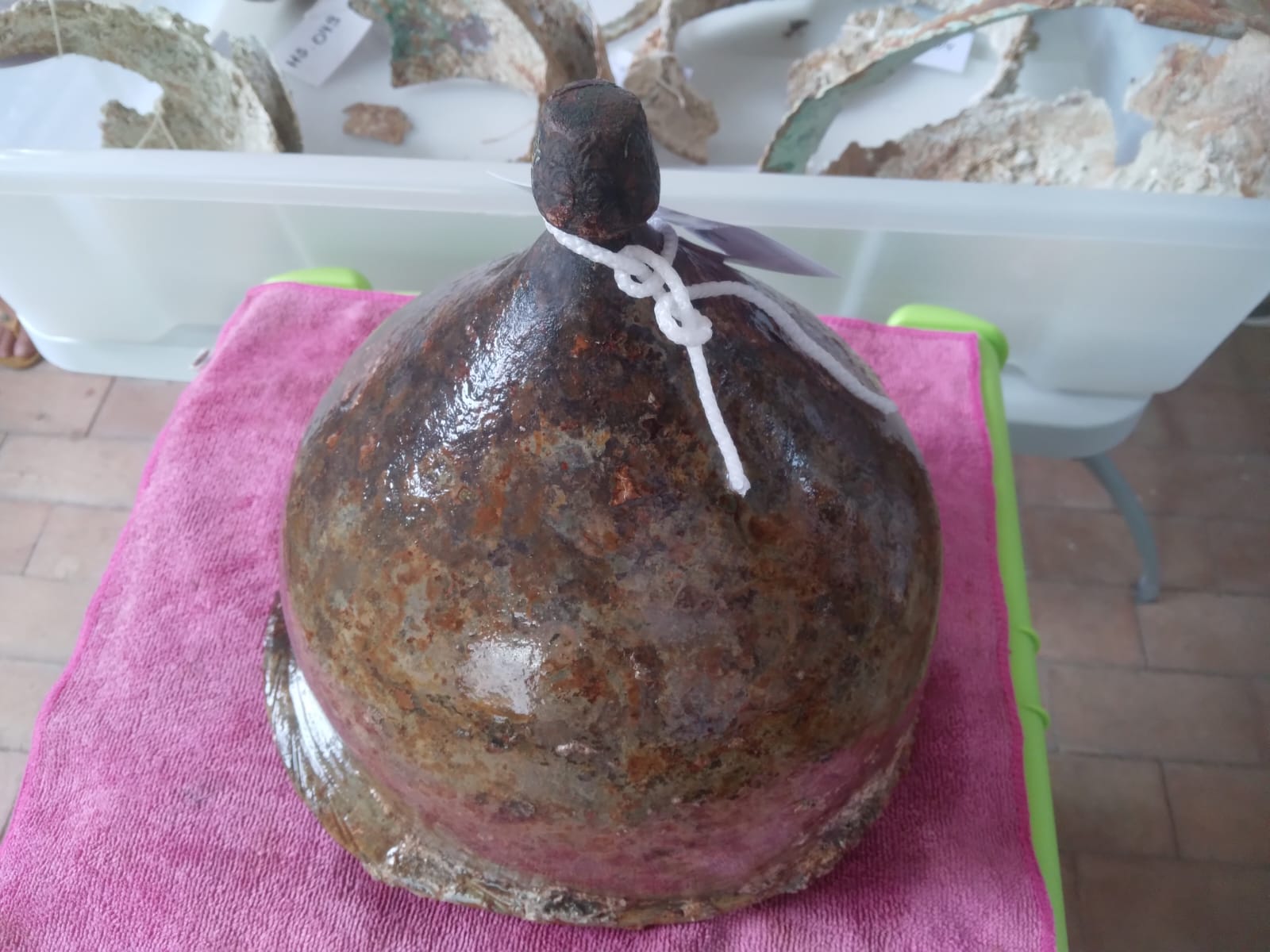 Nei fondali delle Egadi rinvenuti nuovi reperti tra cui un elmo “Montefortino”