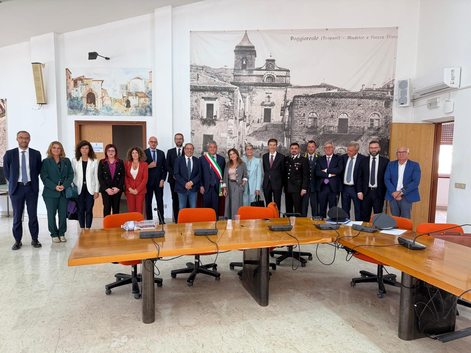 A Poggioreale c’è stato un incontro del Comitato provinciale per l’ordine e la sicurezza. Disposti servizi aggiuntivi di controllo