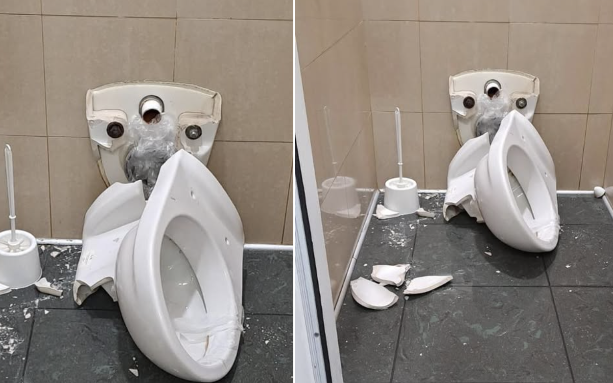 Vandali pure all’aeroporto di Birgi: distrutti i sanitari di un bagno