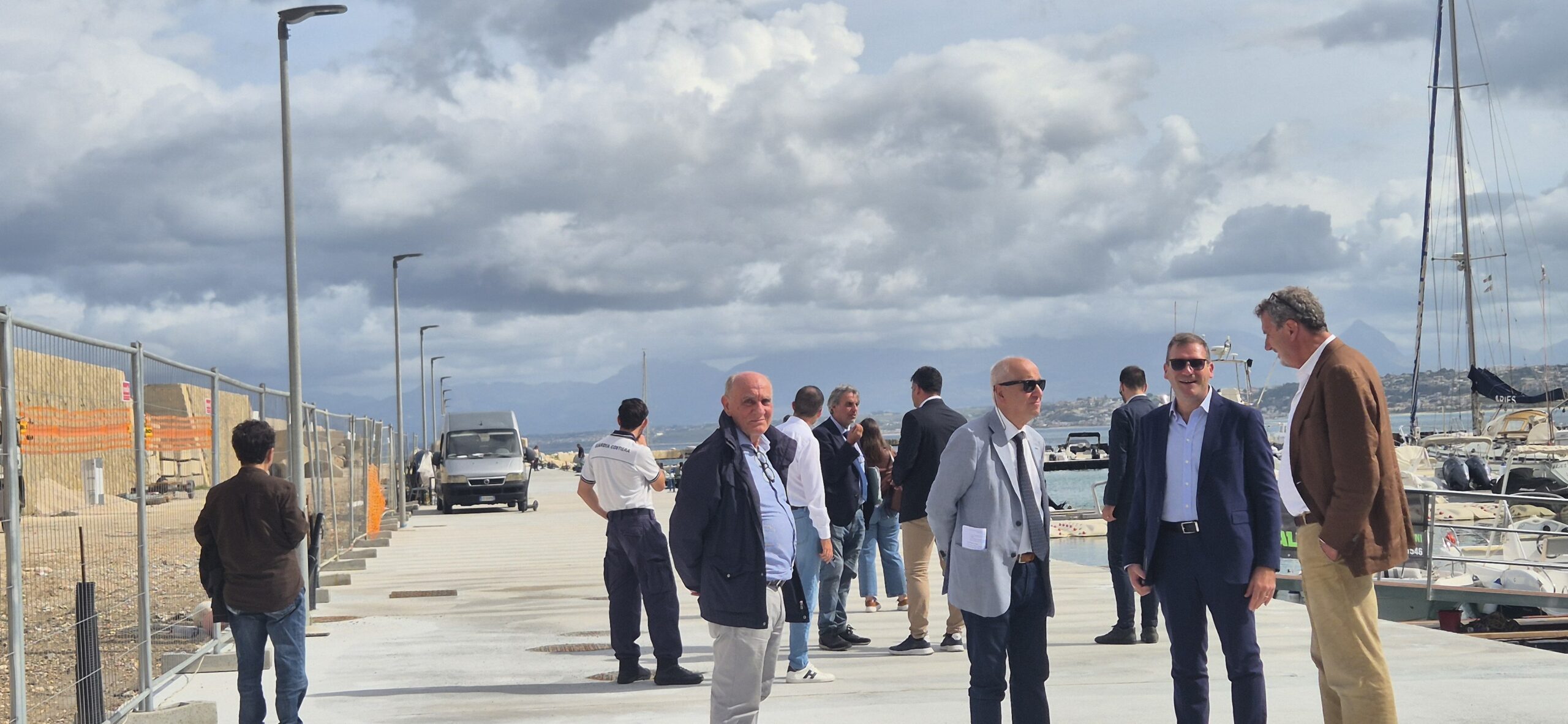 Castellammare, sopralluogo tecnico per i lavori nel porto
