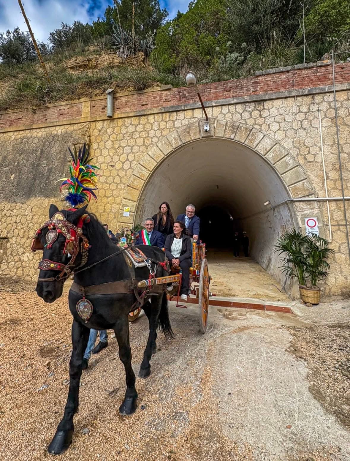 Nasce la “Greeway Elimos Segesta”, la via che attraversa l’antica ferrovia