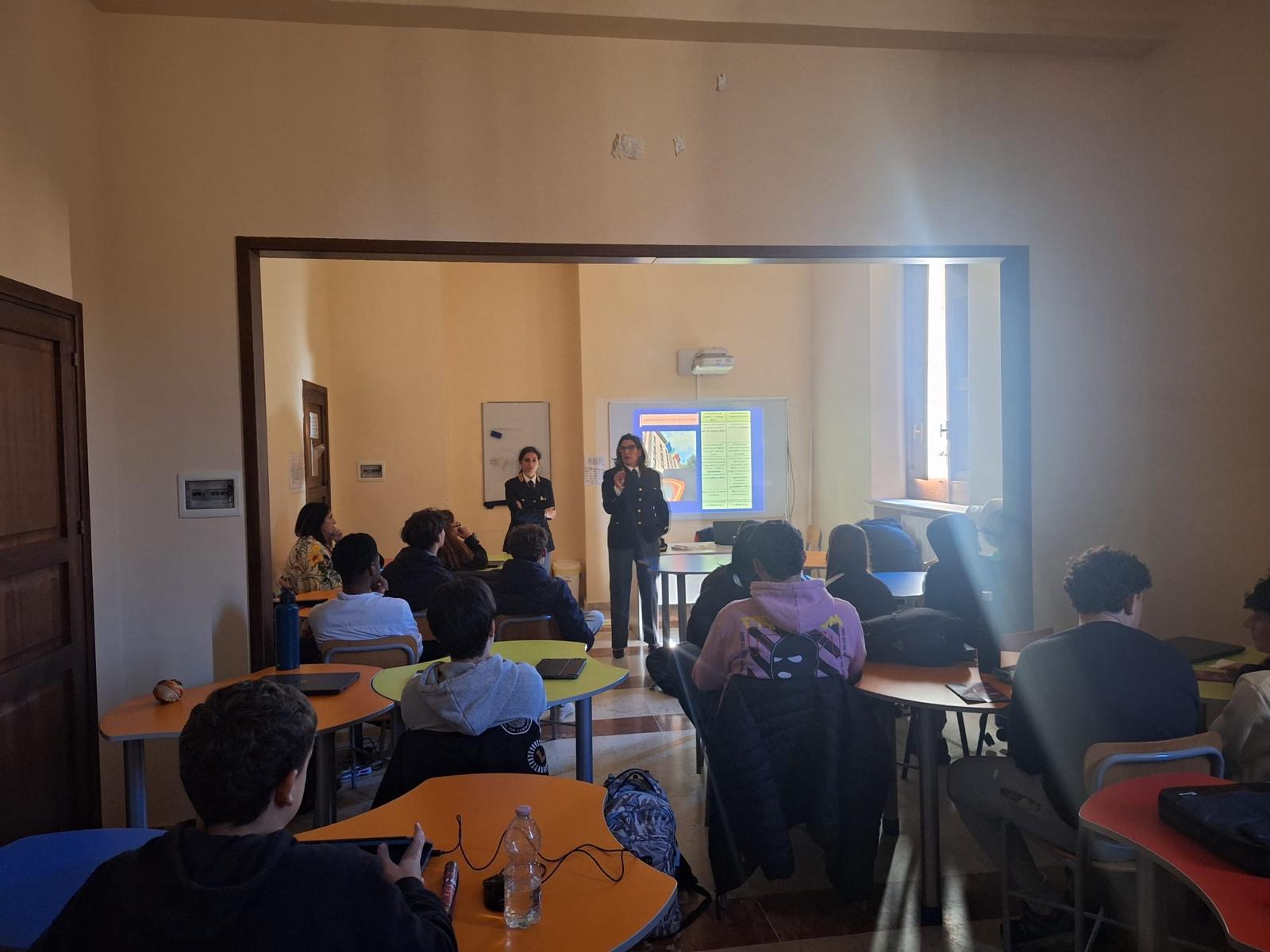 Al “Calvino” e al “Florio” per parlare di violenza di genere con gli studenti trapanesi