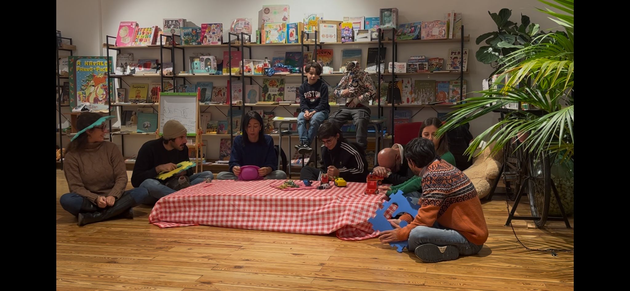 Bambini, ricordi e nutella: al teatro Sollima di Marsala lo spettacolo che fa rinascere l’infanzia