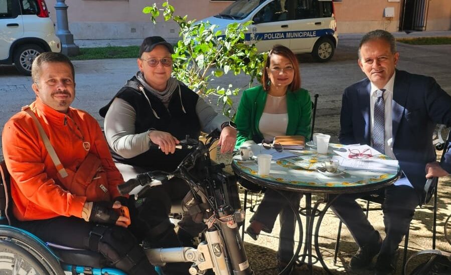 Barriere architettoniche a Marsala, sindaco e garante incontrano la famiglia Gentile