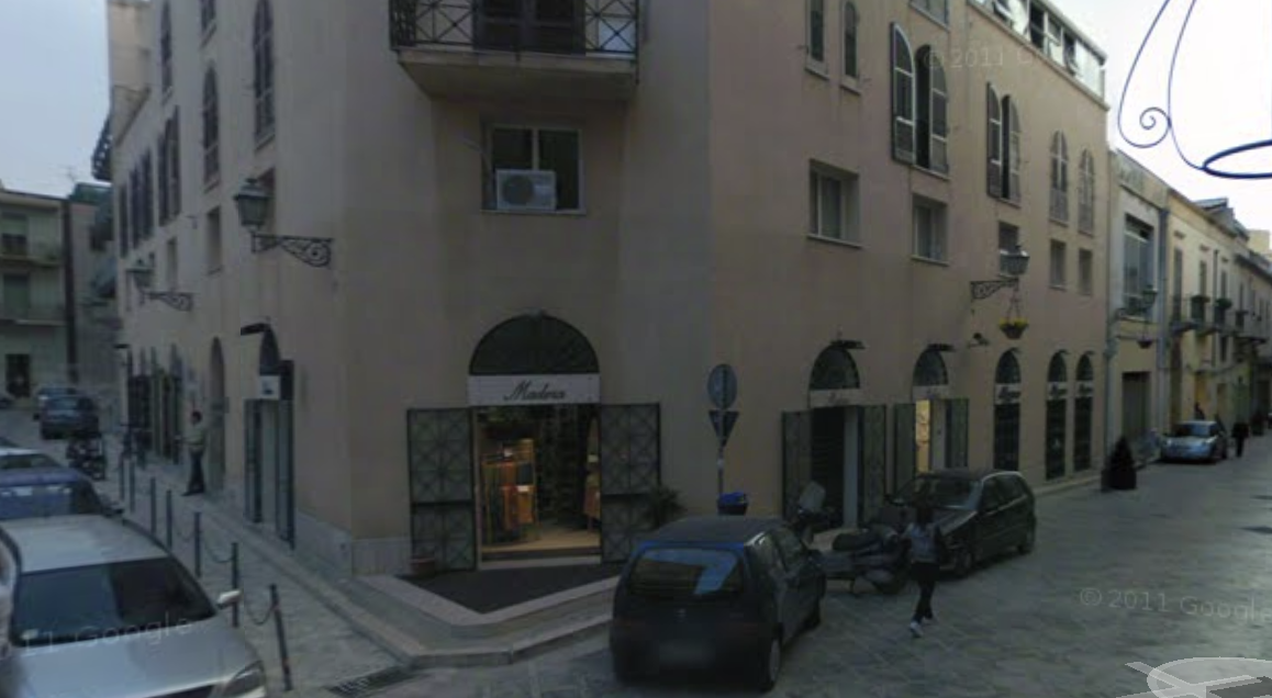 Marsala, la città-imbuto dei posteggi selvaggi in pieno centro