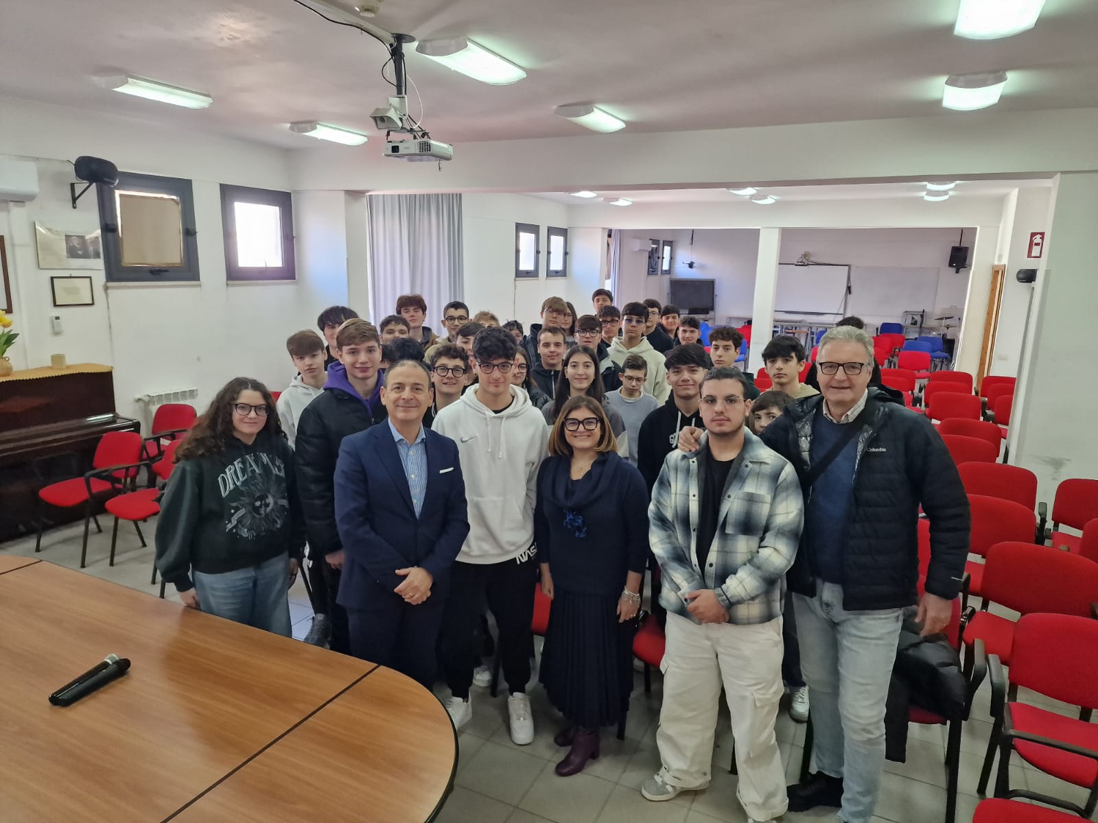 Quinci incontra gli studenti dell’Iti Trapani per le criticità a scuola: “Vi ascoltiamo”