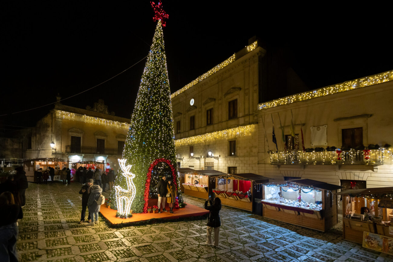 Natale a Erice: il borgo si veste di luci ed eventi