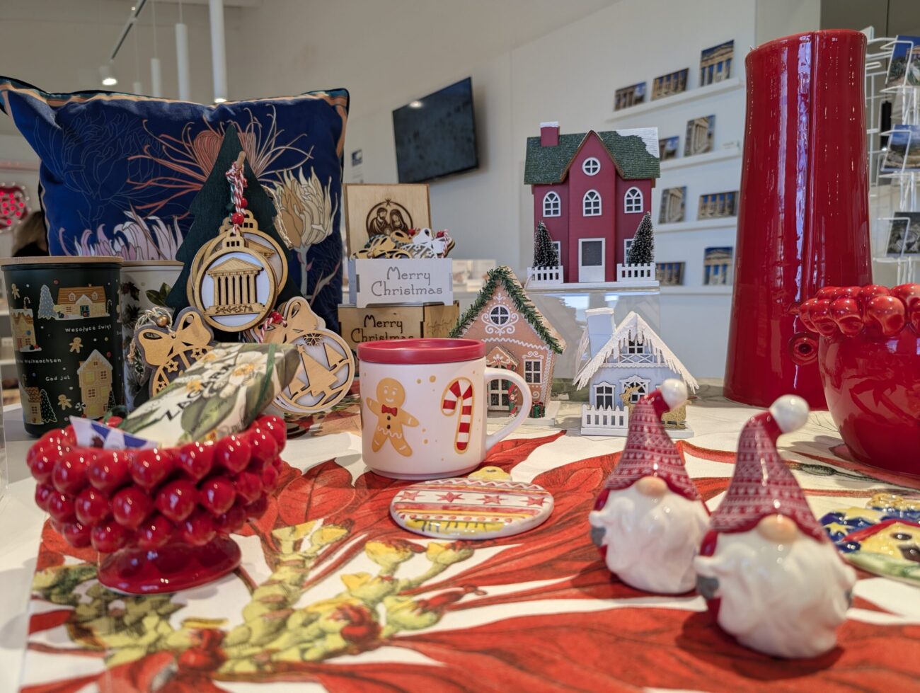 Voli in mongolfiera, presepe medievale e mercati al Parco di Segesta