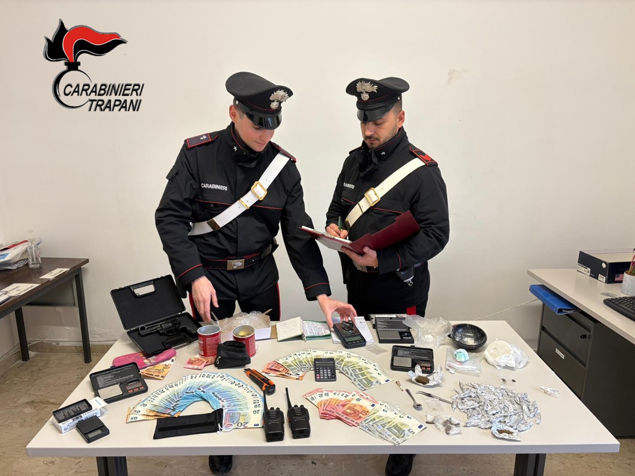 Nel trapanese 21 denunce e 6 arresti per droga, furti e porto d’armi