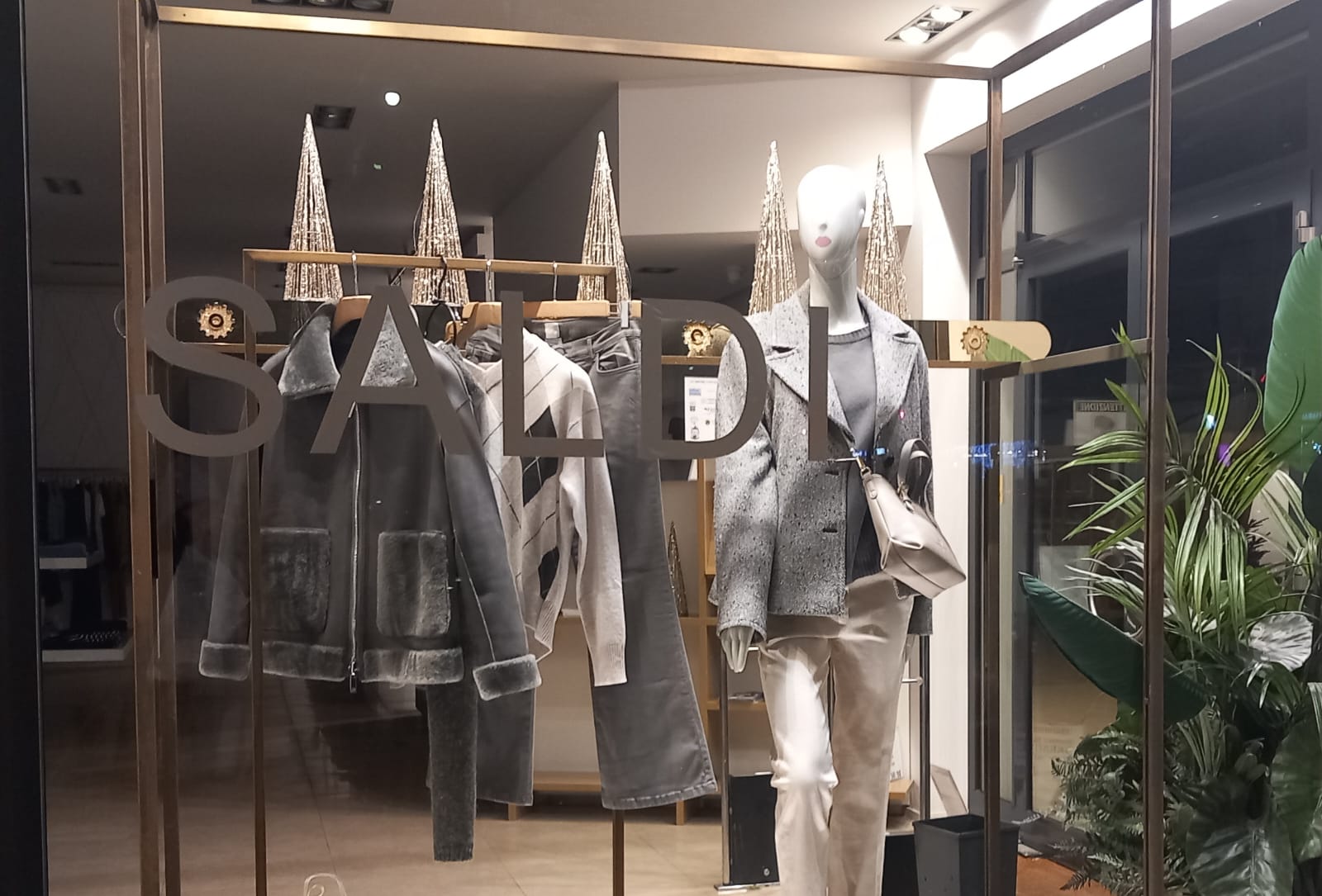 Secondo la Cidec durante i saldi ogni famiglia siciliana spenderà oltre 200 euro