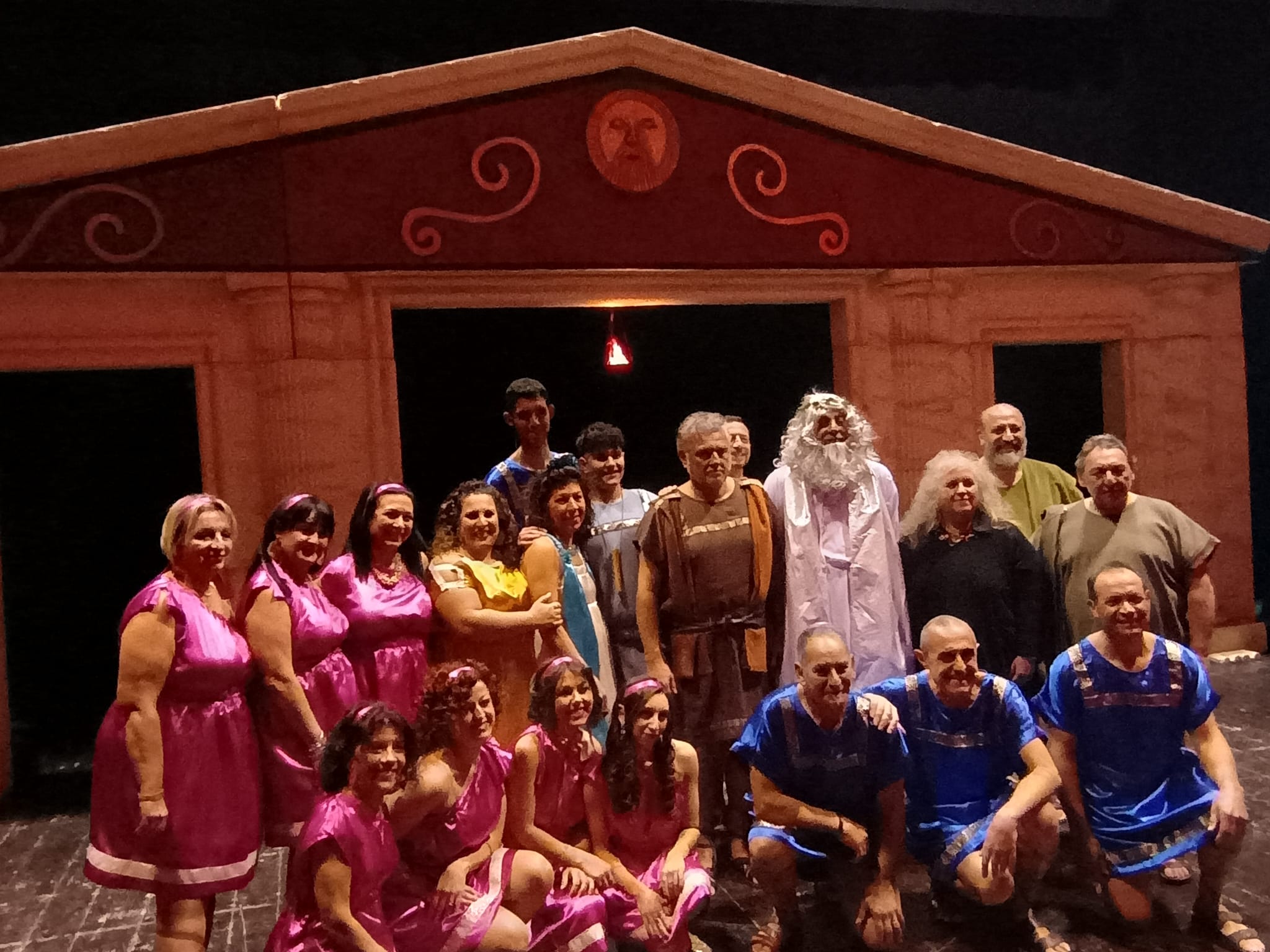 Ulisse torna a Itaca… seeeee! Parodia piccante diverte il teatro Impero di Marsala