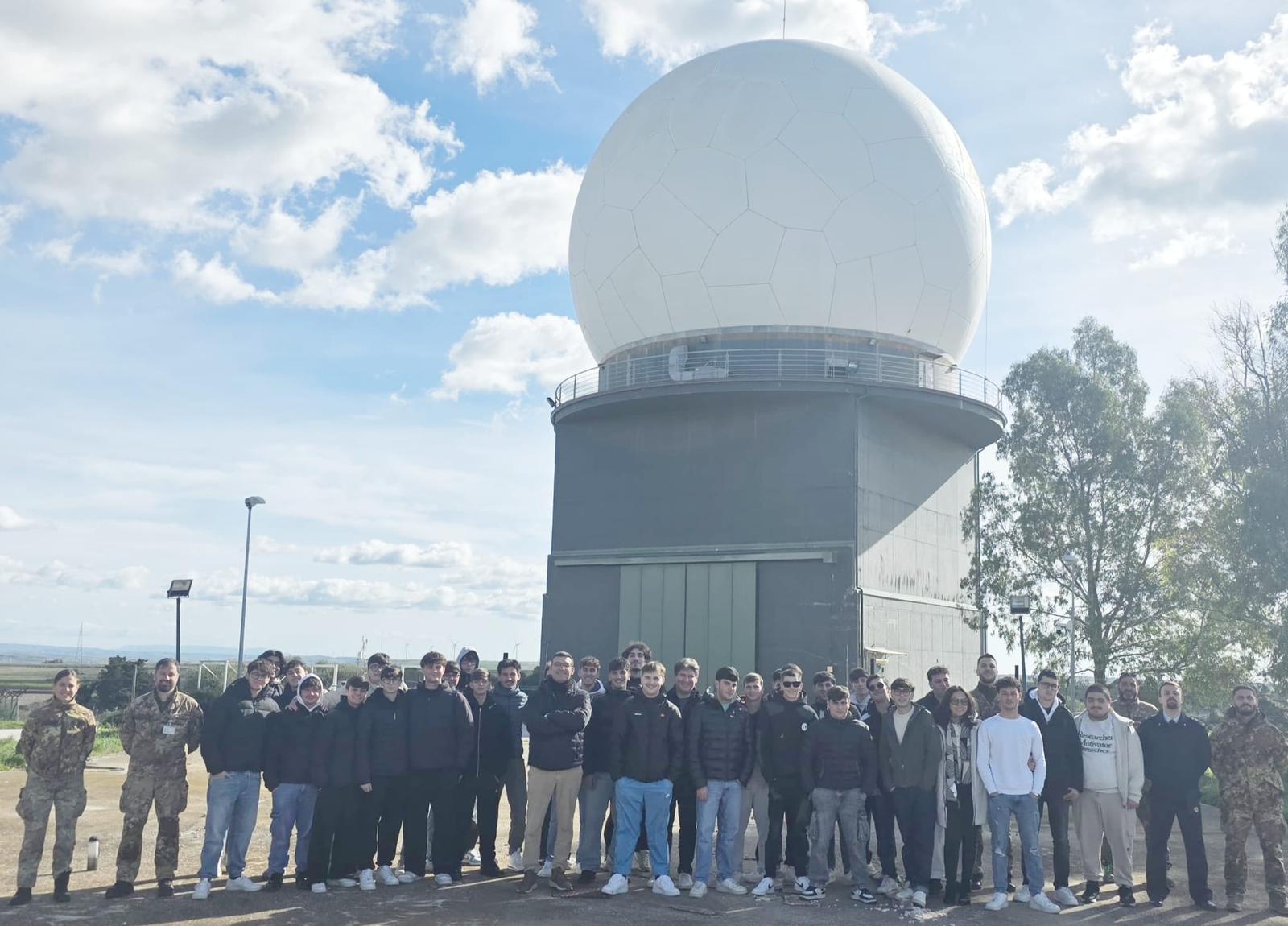 Difesa aerea: studenti dell’ITET “G. Garibaldi” in visita alla Base Radar di Marsala