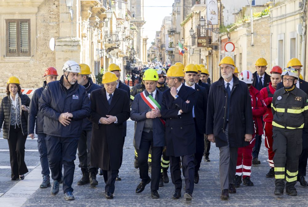Mattarella in visita a Niscemi, “Ci siamo e stiamo lavorando”